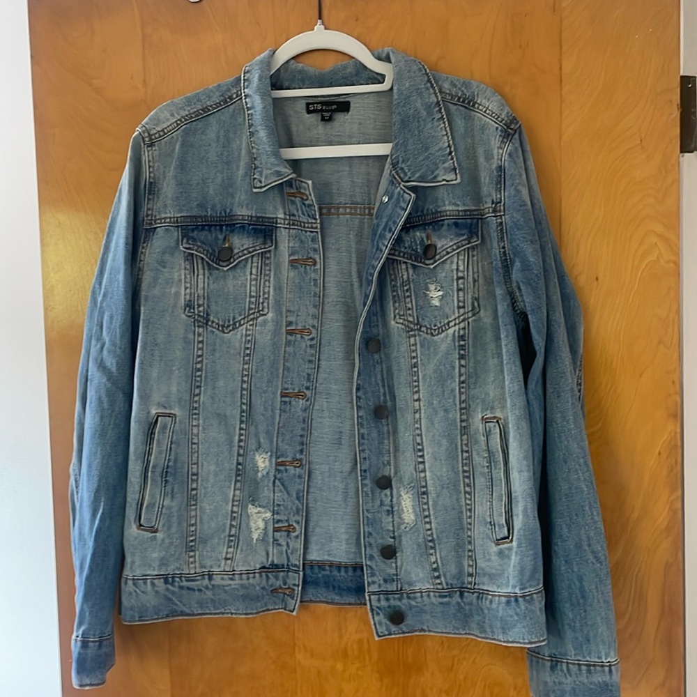 Women’s Jean Jacket